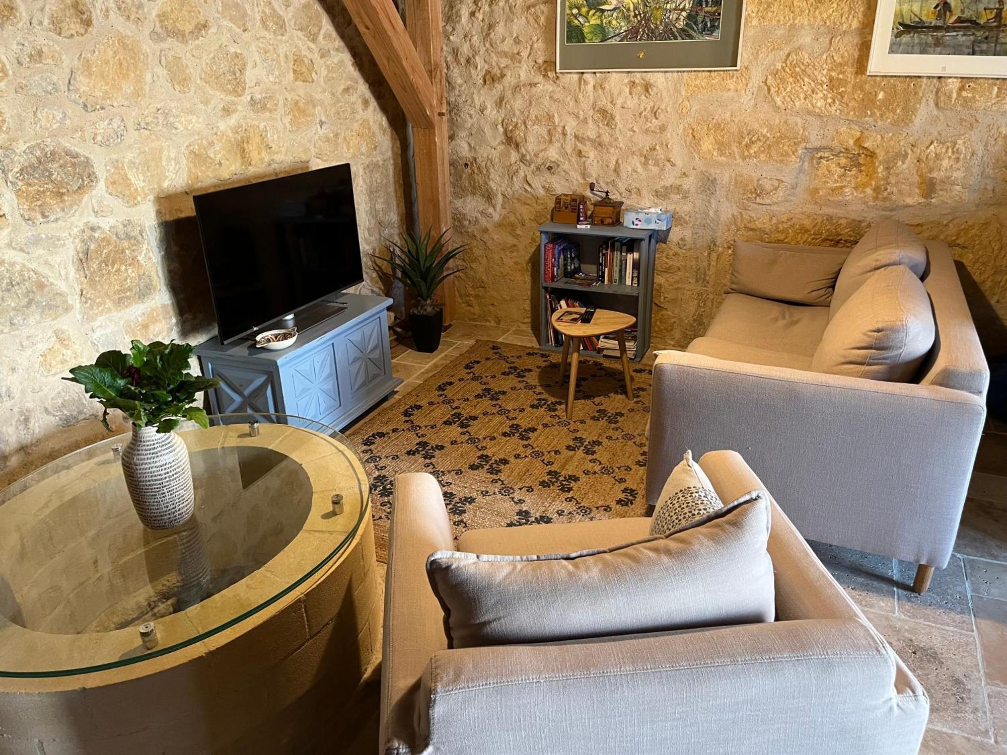 La Maison Du Puit Castels Екстер'єр фото